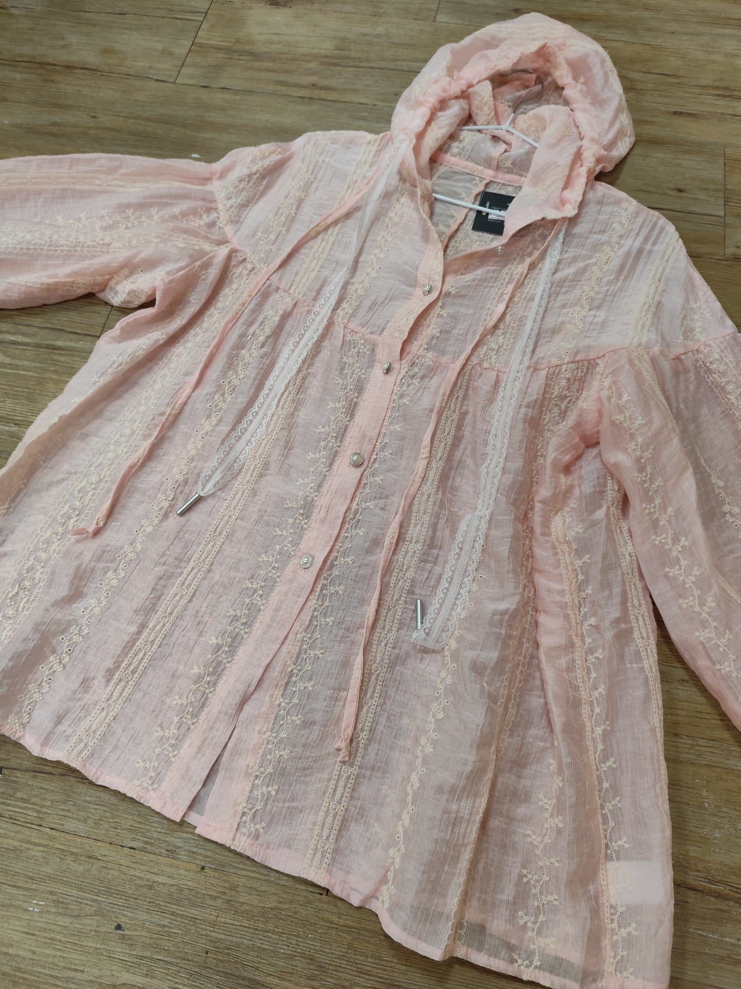 Chemise roe a capuche