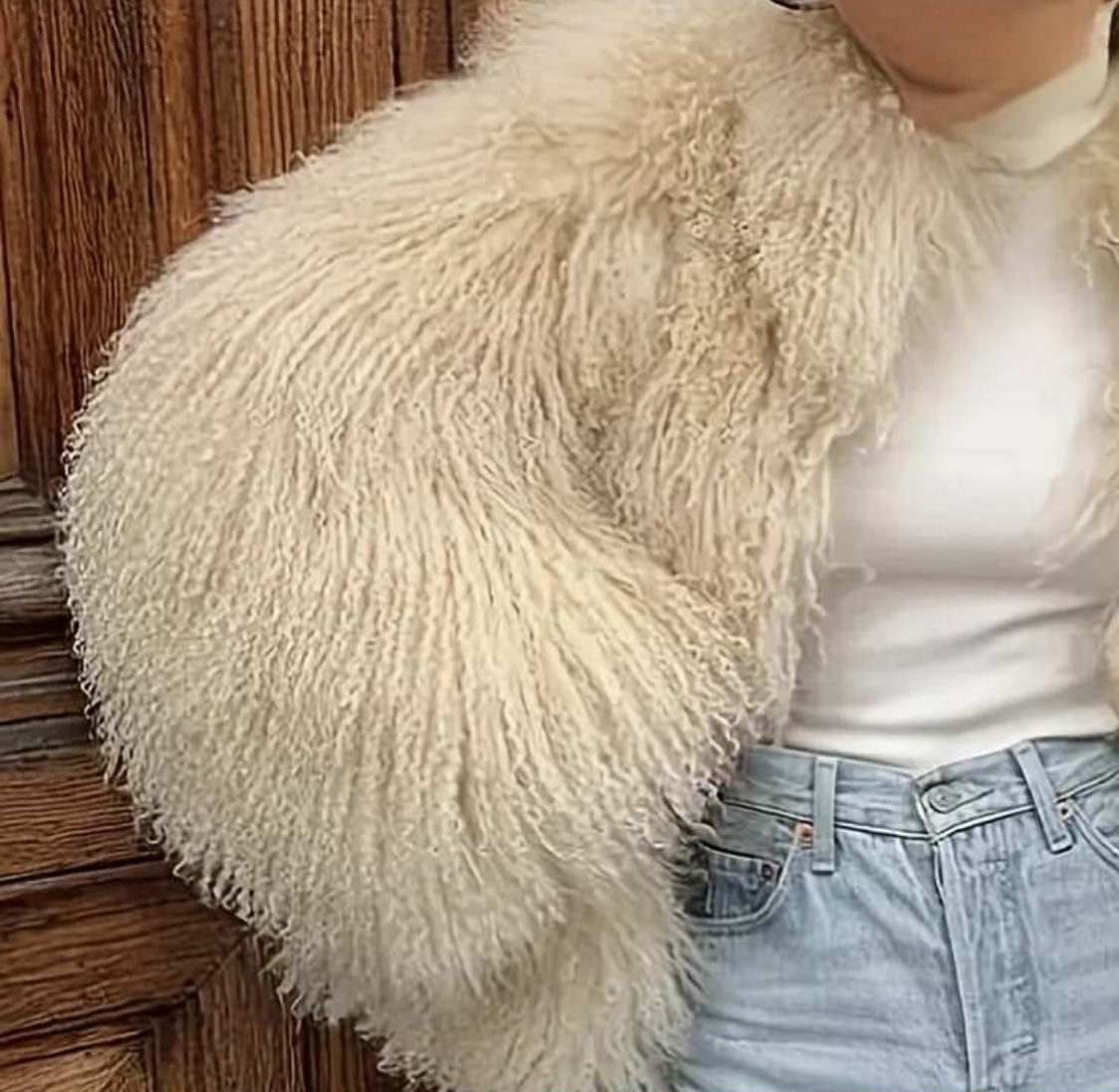 Manteau en fourrure duveteux