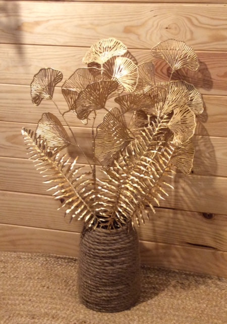 Décoration Florale Dorée