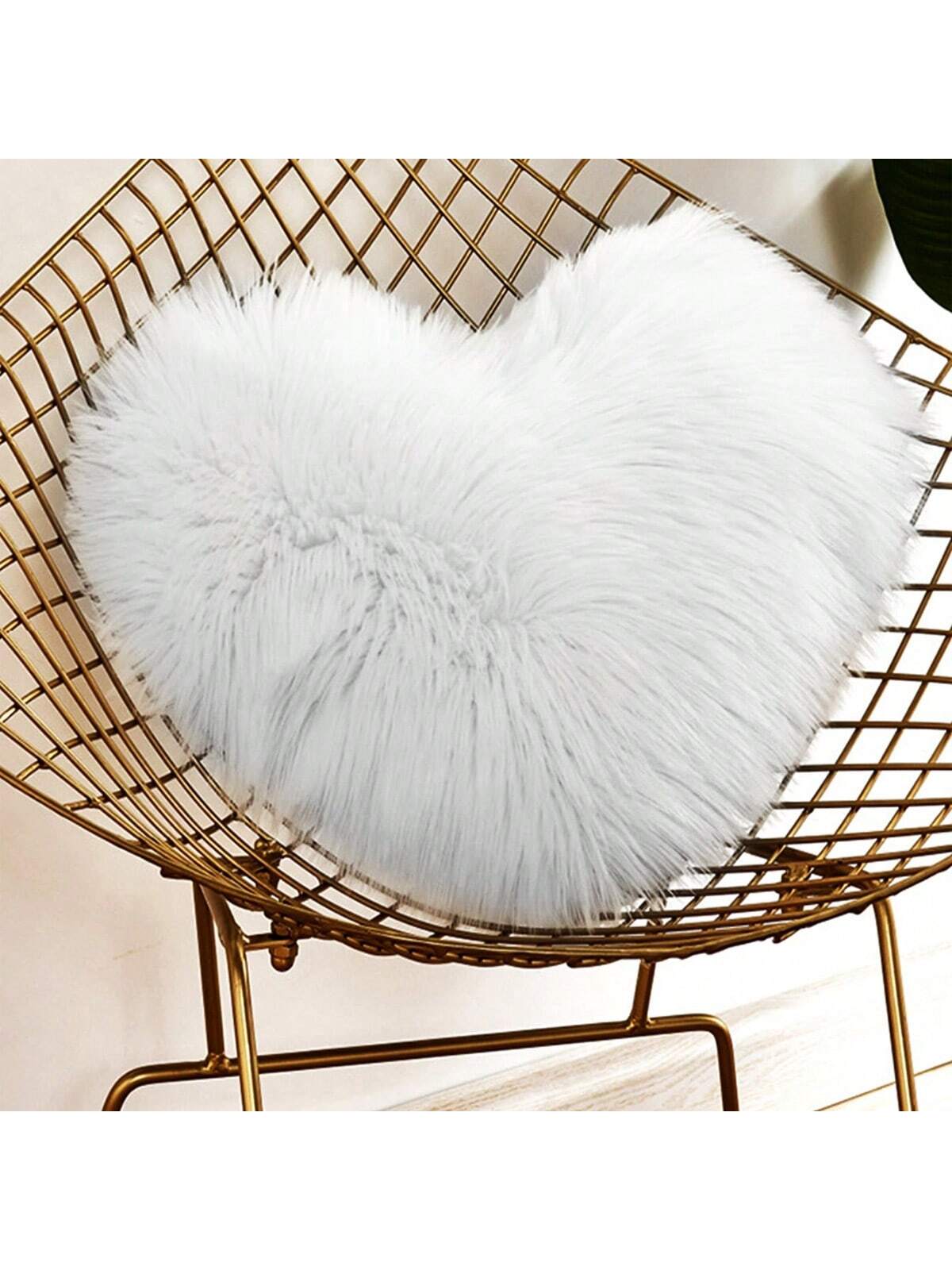 Coussin cœur en peluche