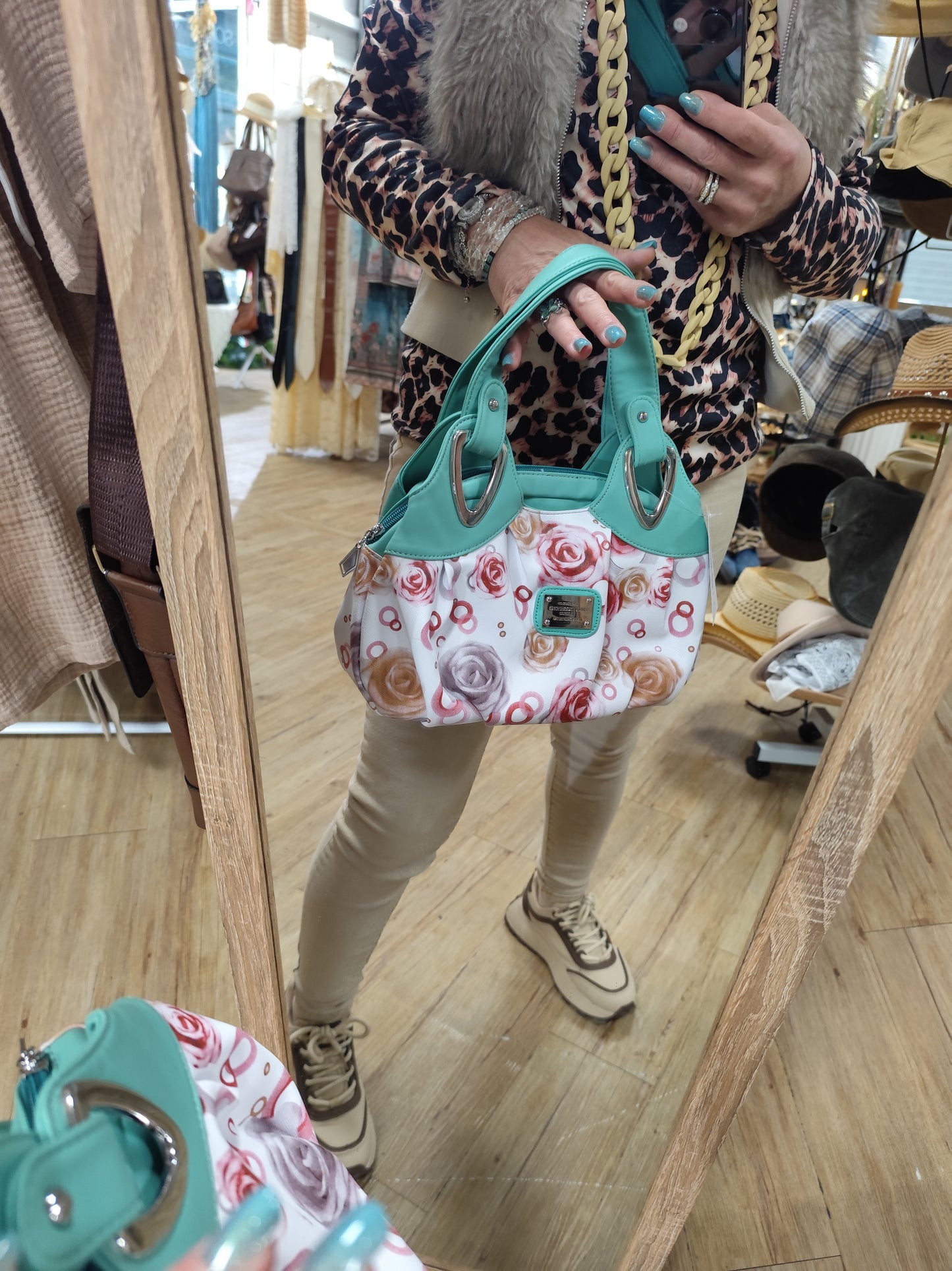 Les plus beaux sacs choisis pour la vente en France 