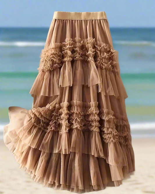 Jupe longue tulle ,
Couleur tendance, souvent associée à des looks romantiques ou bohèmes .