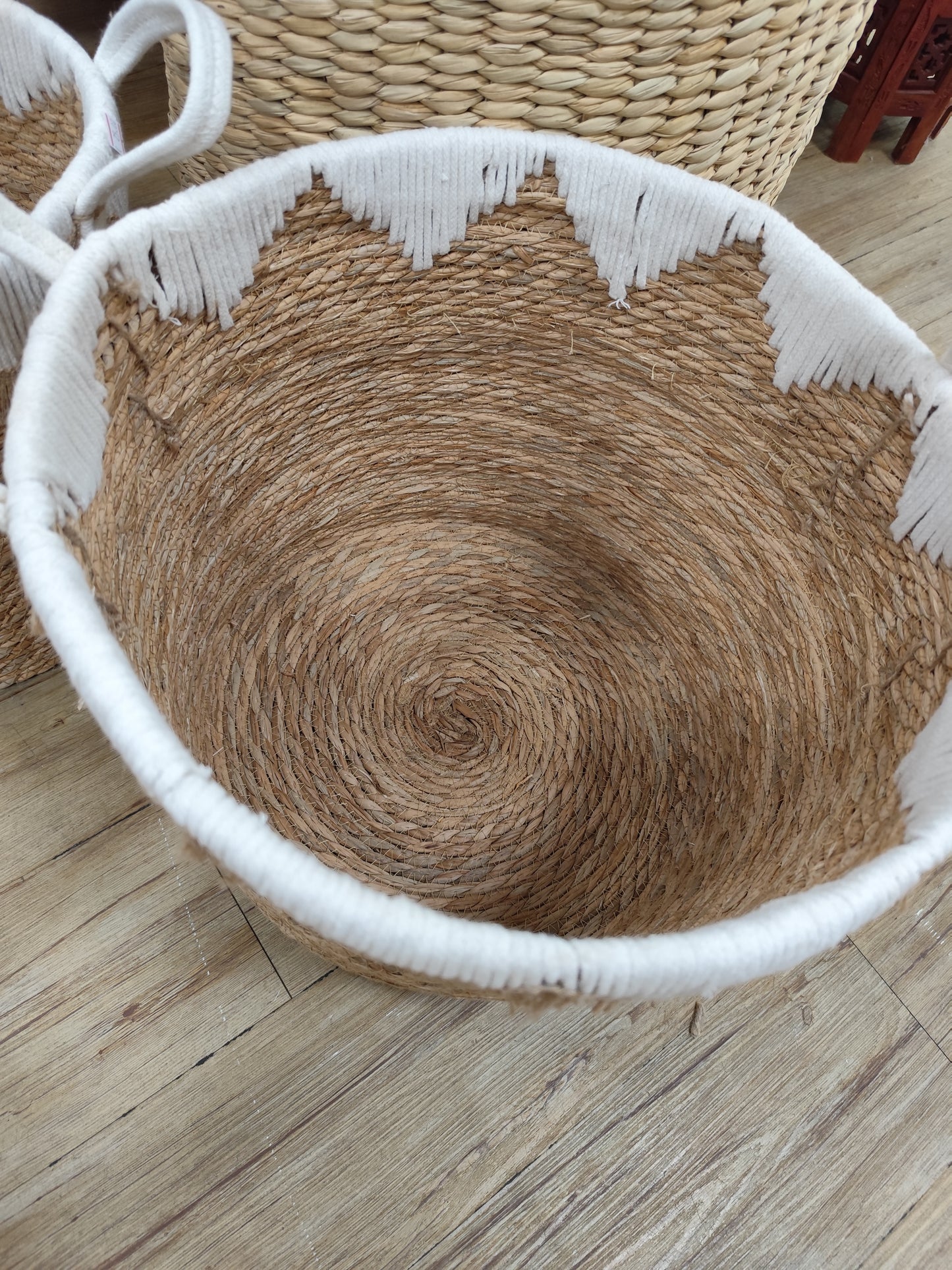 Ensemble de panière en matière naturelle