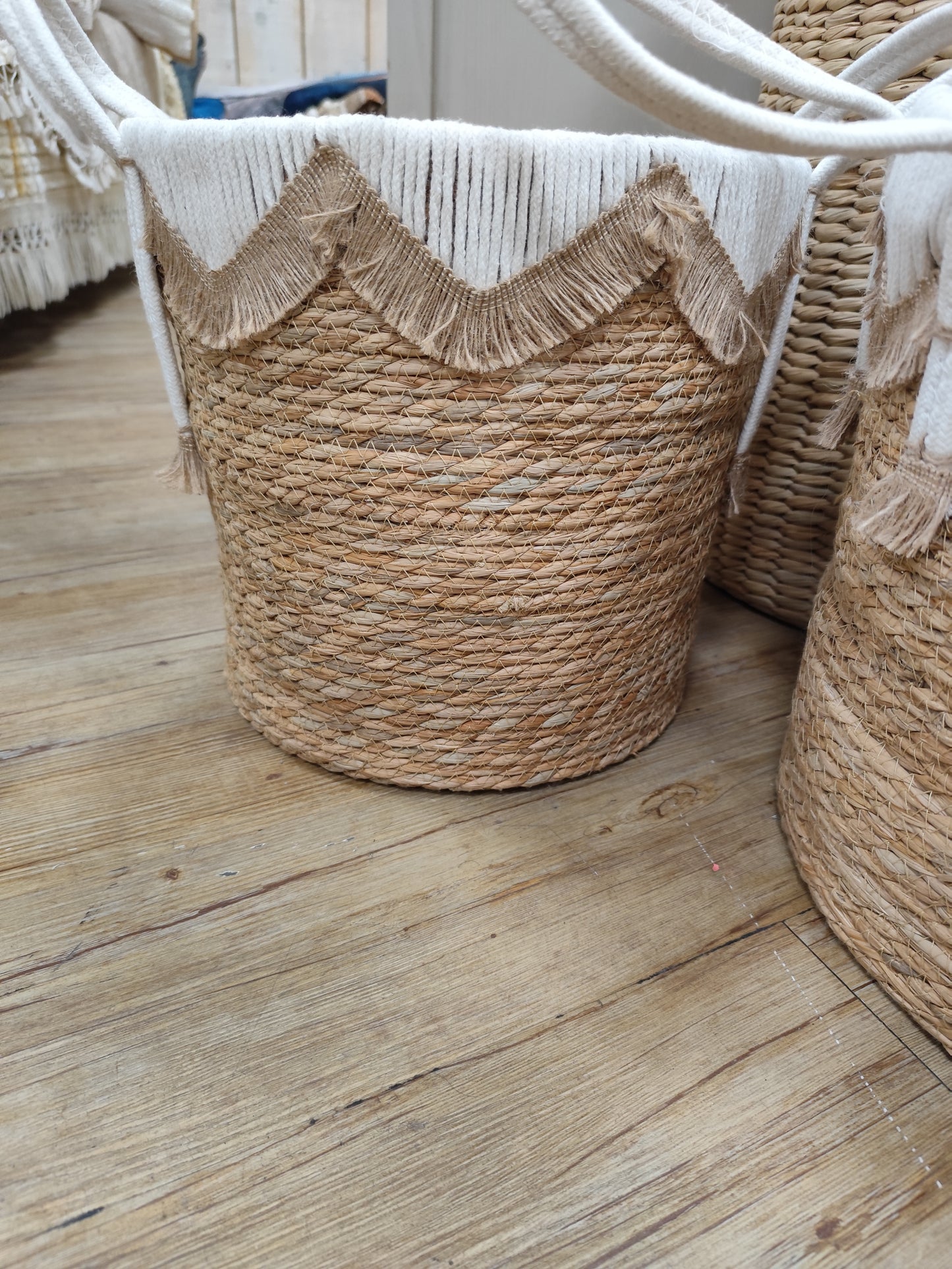 Ensemble de panière en matière naturelle