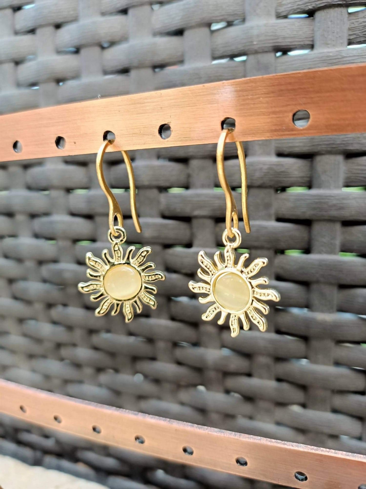 Boucles d'Oreilles "Soleil Nacré"